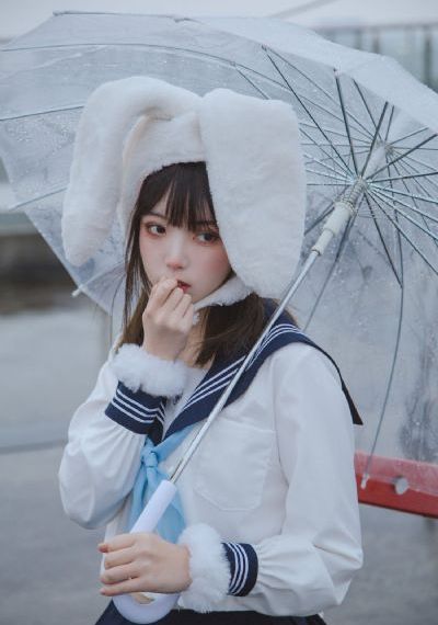 朴妮唛38集情趣内衣热舞_2022在线观看